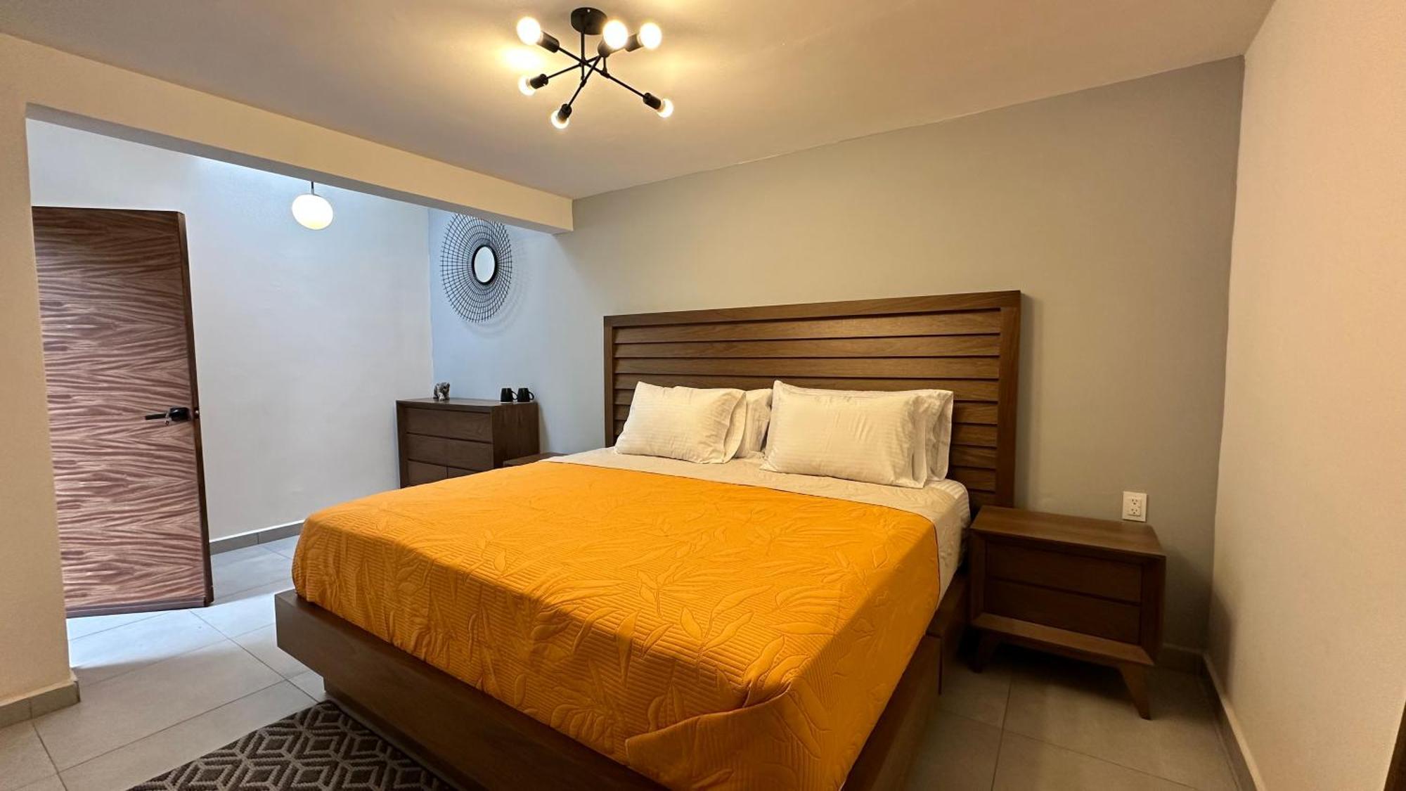 Hotel Boutique Villa Escondida, A Pasos De Lo Mejor En Tlaquepaque Kültér fotó