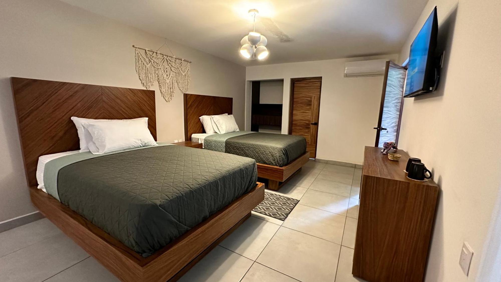 Hotel Boutique Villa Escondida, A Pasos De Lo Mejor En Tlaquepaque Kültér fotó