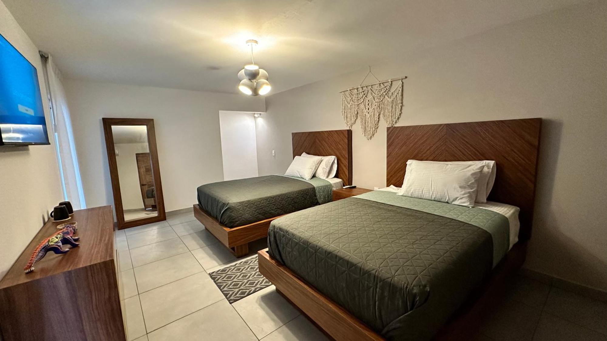 Hotel Boutique Villa Escondida, A Pasos De Lo Mejor En Tlaquepaque Kültér fotó